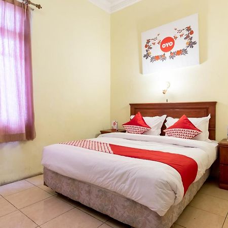 Oyo 1030 Hotel Bumi Asih Medan Exteriér fotografie