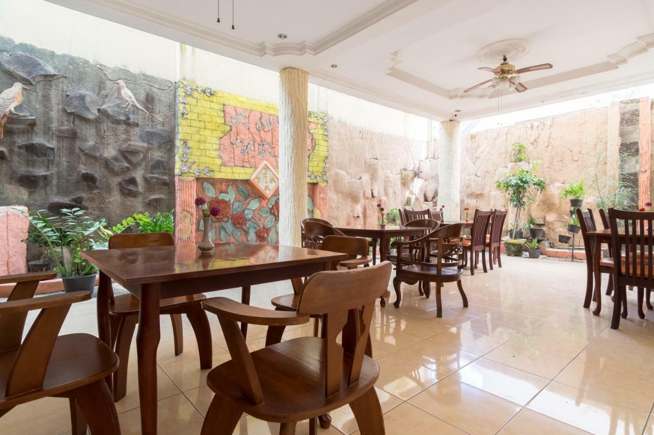 Oyo 1030 Hotel Bumi Asih Medan Exteriér fotografie