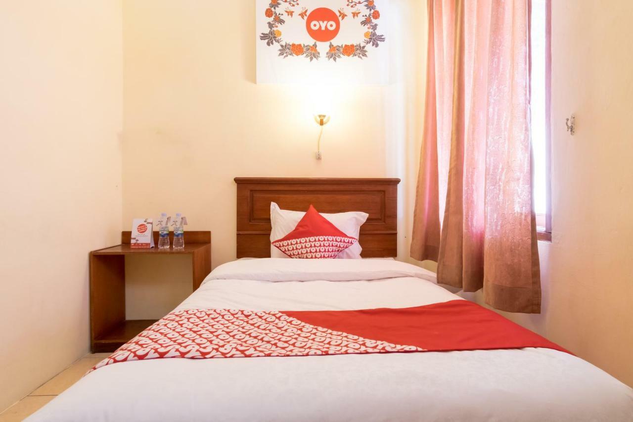 Oyo 1030 Hotel Bumi Asih Medan Exteriér fotografie