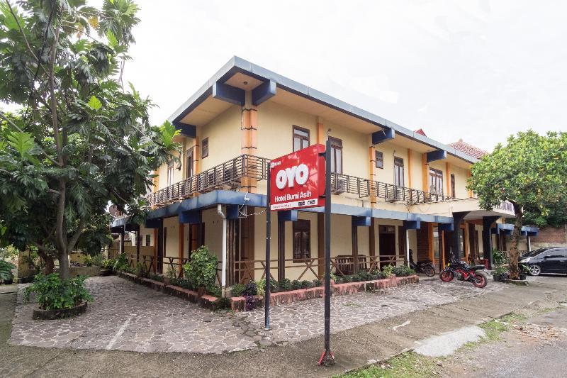 Oyo 1030 Hotel Bumi Asih Medan Exteriér fotografie
